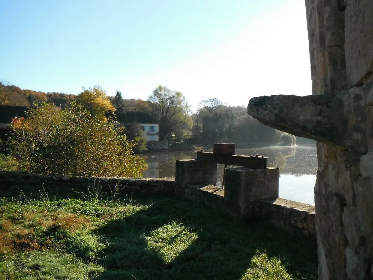 Maison De L'Etang Διαμέρισμα Troncais